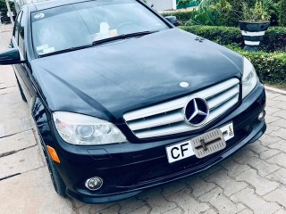 MERCEDES C350 4MATIC ANNÉE 2009 FULL OPTIONS TOIT PANORAMIQUE