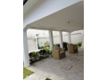 villa-meublee-de-5-chambres-et-salon-sanitaires-a-louer-calavi-arconville-small-1