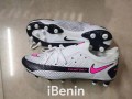 paires-de-crampons-nike-v1-small-2