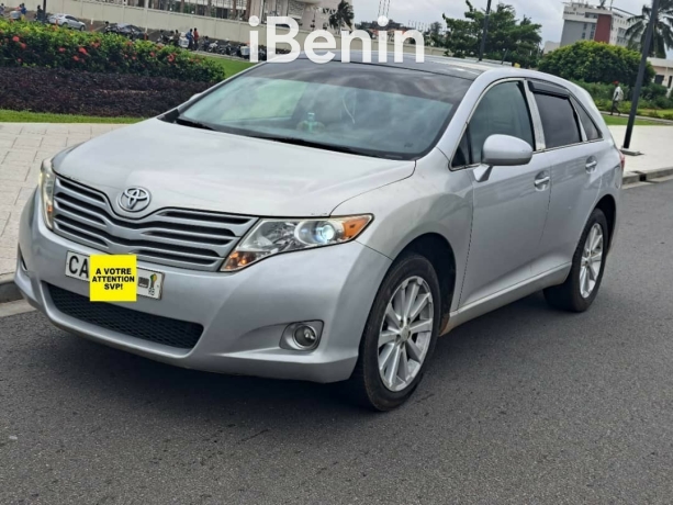 toyoya-venza-big-1